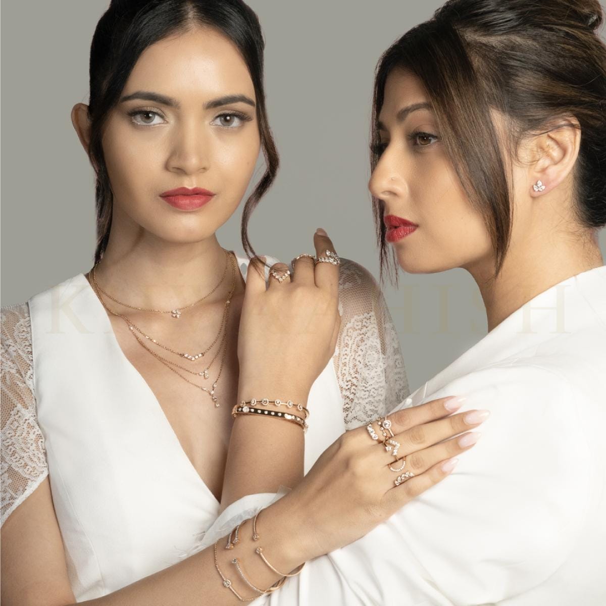 Trendy and modern women are showcasing their diamond jewellery from the Glitz collection of Khwaahish.